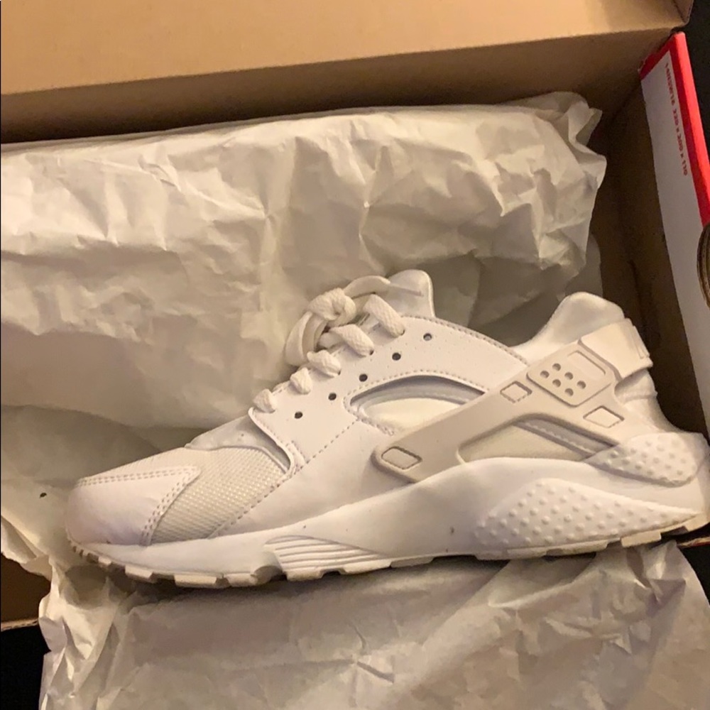 White Huarache Runs